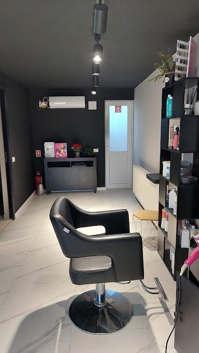 Adrian M Concept Strada Micșunelelor 173