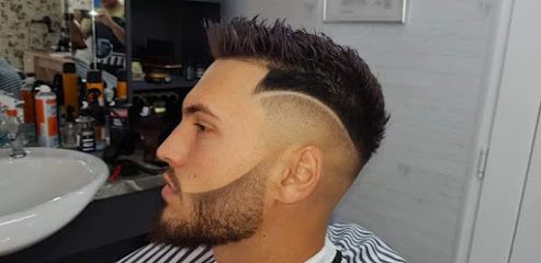 Barber Shop( La Filip) Strada Bucegi 28