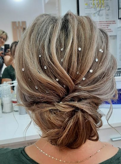 Bibi Style Salon Roman. Frizerie