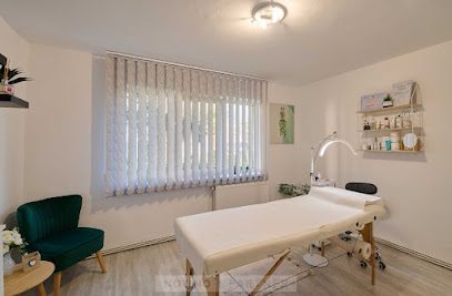 Blanka Rădulescu cosmetică & extensii de gene Strada Crângului nr. 12