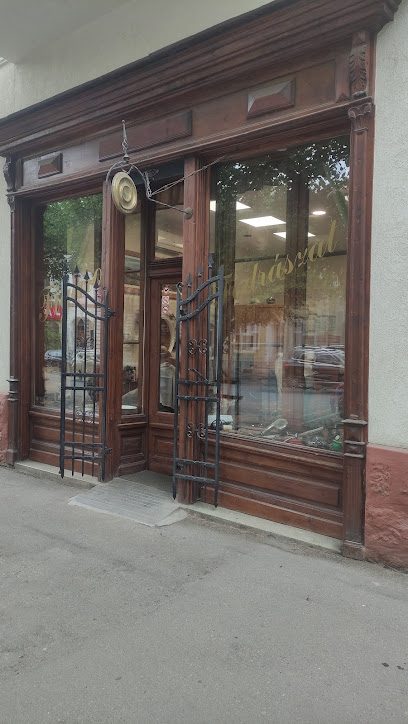 Bordás fodrászat Strada Kossuth Lajos 28