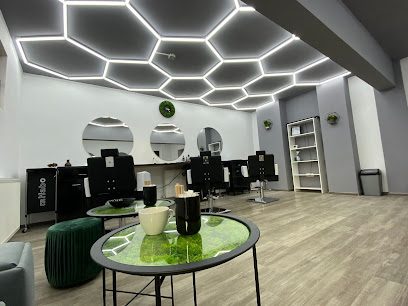 CROP MEN'S CORNER Strada Privighetorii 2