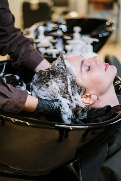 Christine Coiffure Beauty Salon Bloc E23