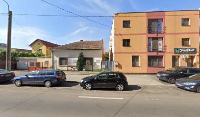 Coafura - frizerie - cosmetica Strada Sfinții Apostoli Petru și Pavel 28