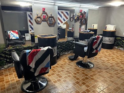 DownStairs Barbershop Frizerie Strada Molnar Janos 14