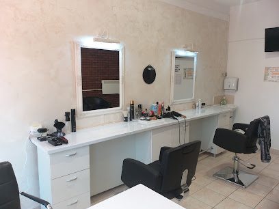 Hair Studio (frizerie - manichiura