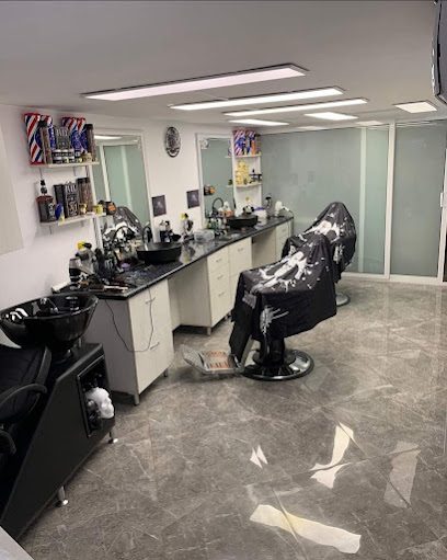 Octav Condrat barber&more Strada Iancu Petre 18