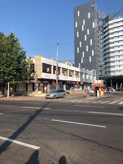 Salon Orhidee Piața Mihail Kogălniceanu 8