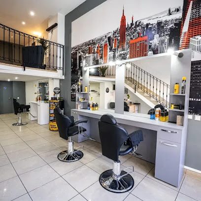 Weird Barber Shop Strada Mihail Kogălniceanu