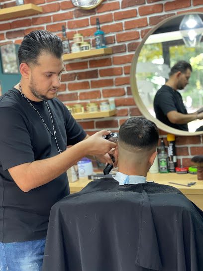 di Steffano BarberShop Bulevardul Camil Ressu 23